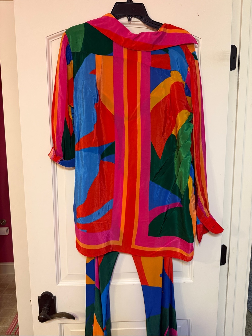FARM Rio Multicolor Abstract Button-Up Top - Red, Pink, Orange - Picture 4 of 4